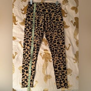 KIMBERLY Leopard Print Leggings - NWOT - Size L